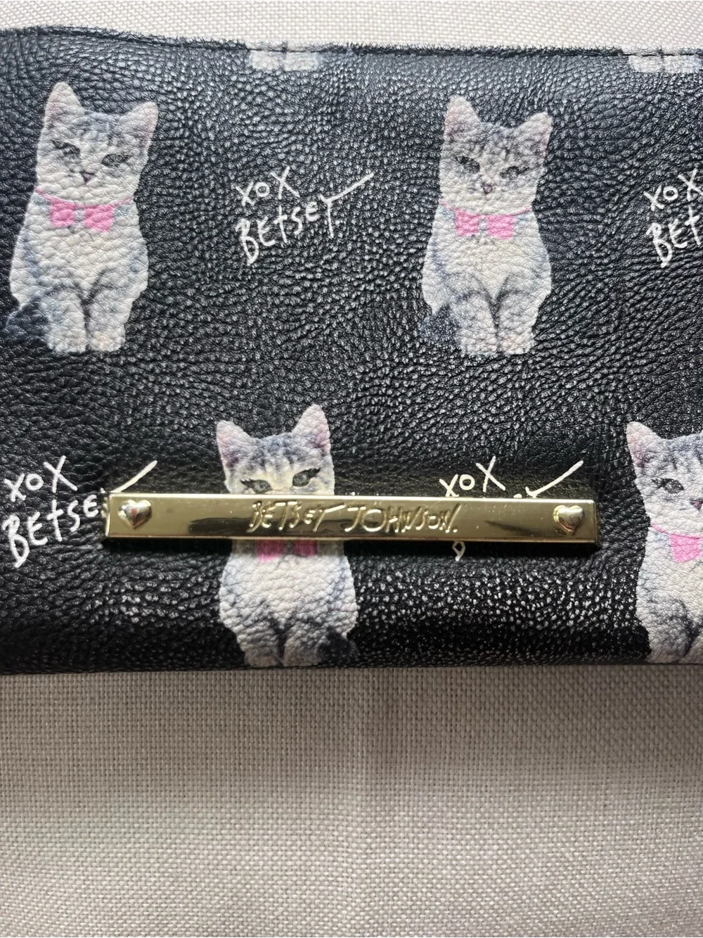 Betsey Johnson Black Cat Print Wristlet with Pink Bows